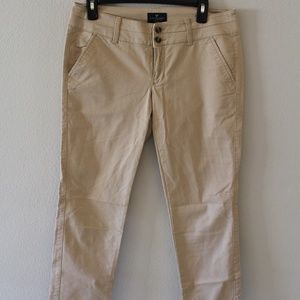 Women's American Eagle "Skinny" Khaki Pants